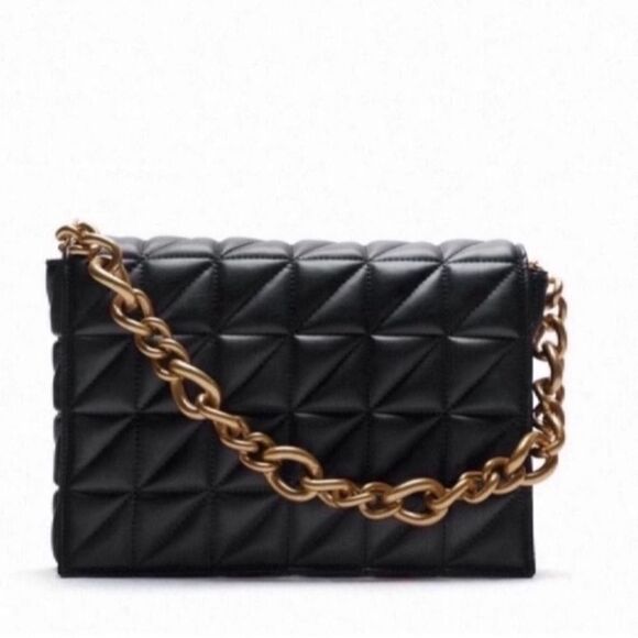 Black Quilted Chain Shoulder Bag - Picture 1 of 11